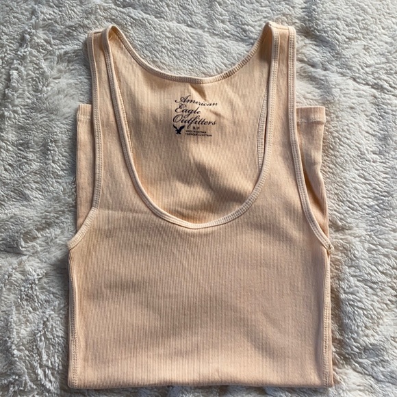American Eagle Outfitters Tops - ☀️3/$8 AEO peach tank